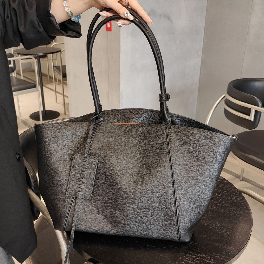 Hessa - Genuine Leather Crossbody Bag