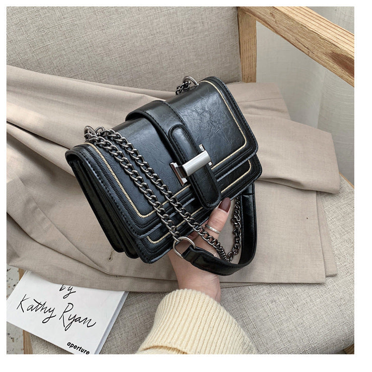 Safa - Chain Flap Shoulder Bag