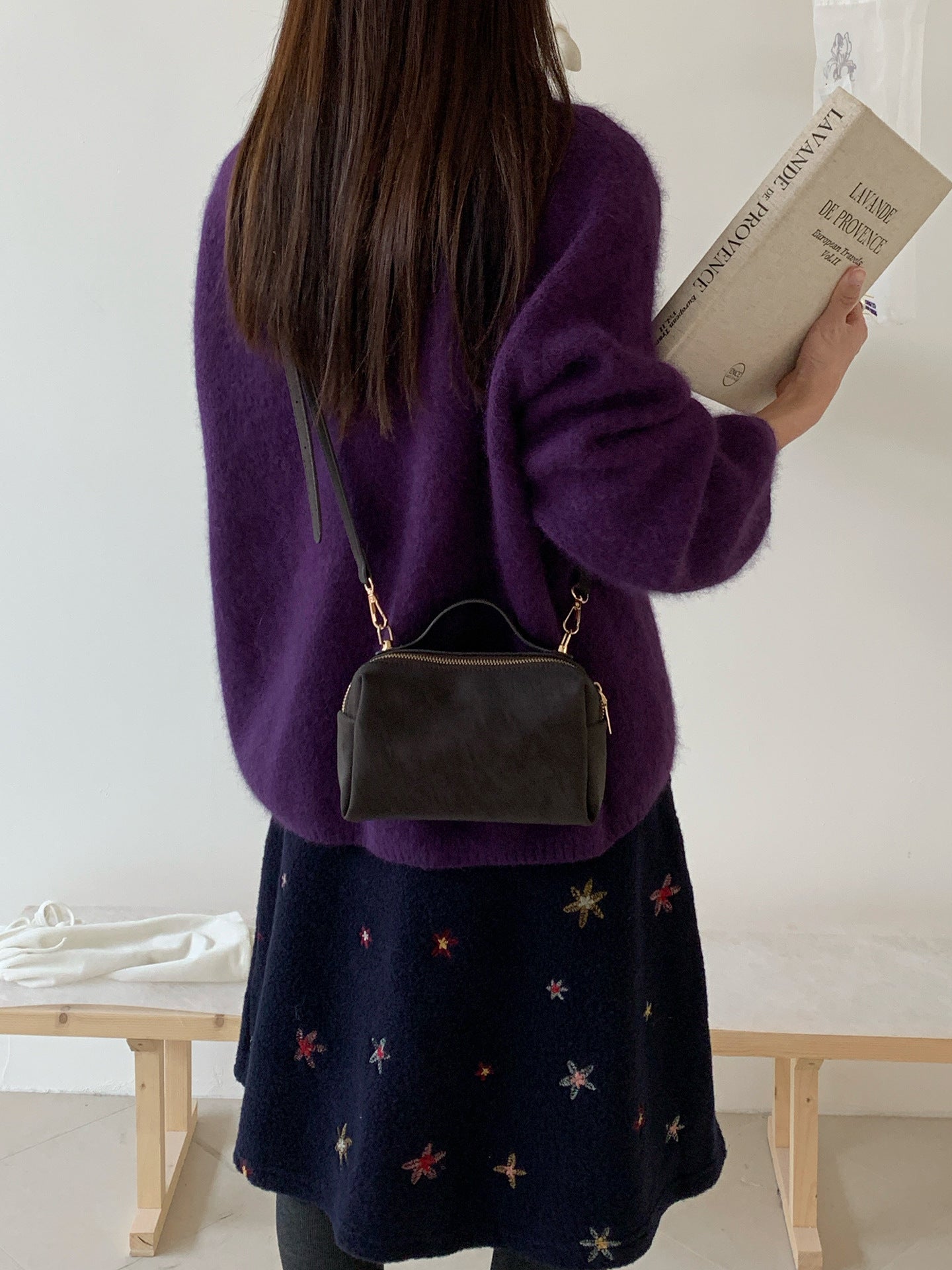 Lara - Retro Small Square Crossbody